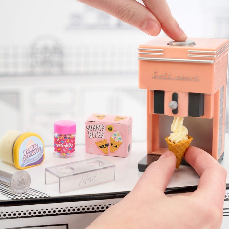 Original MGA's Miniverse Make  - Kitchen Appliances To Gift ulasan dan harga